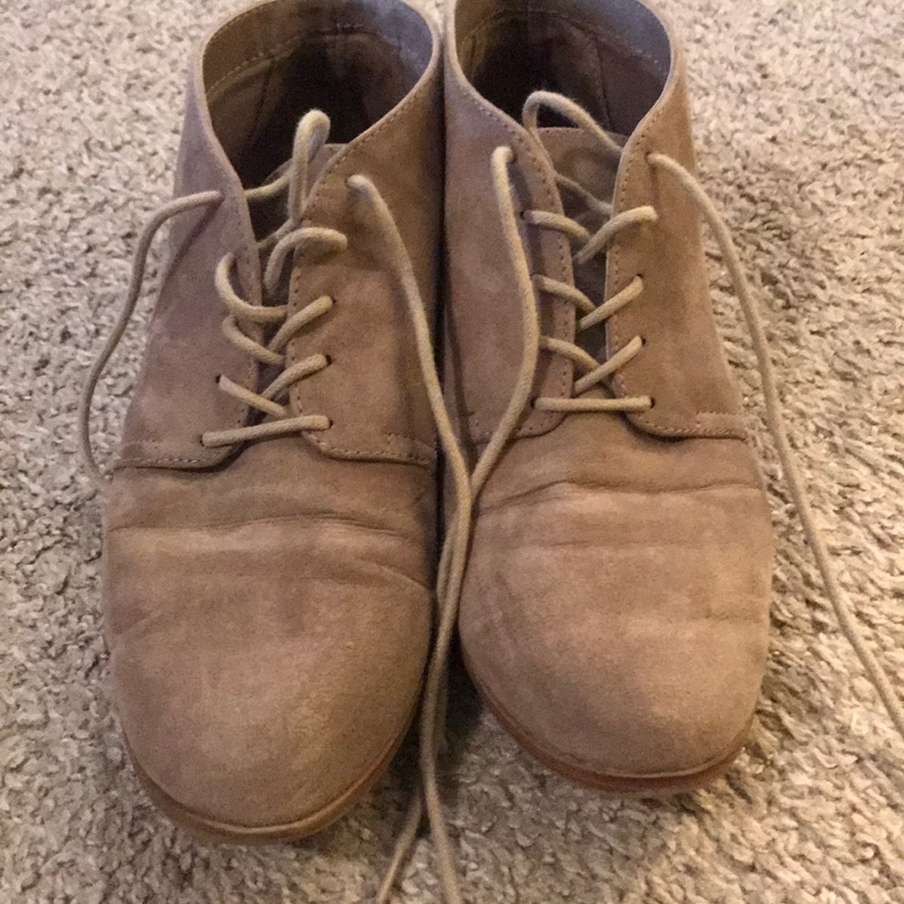 2/$8 Dolce Vita Tan Booties